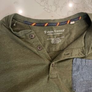 Taylor vintage shirt
